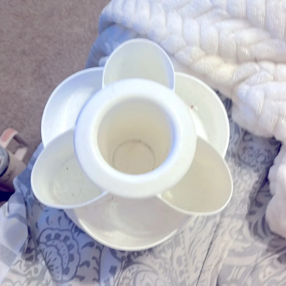 White Spinning organizer